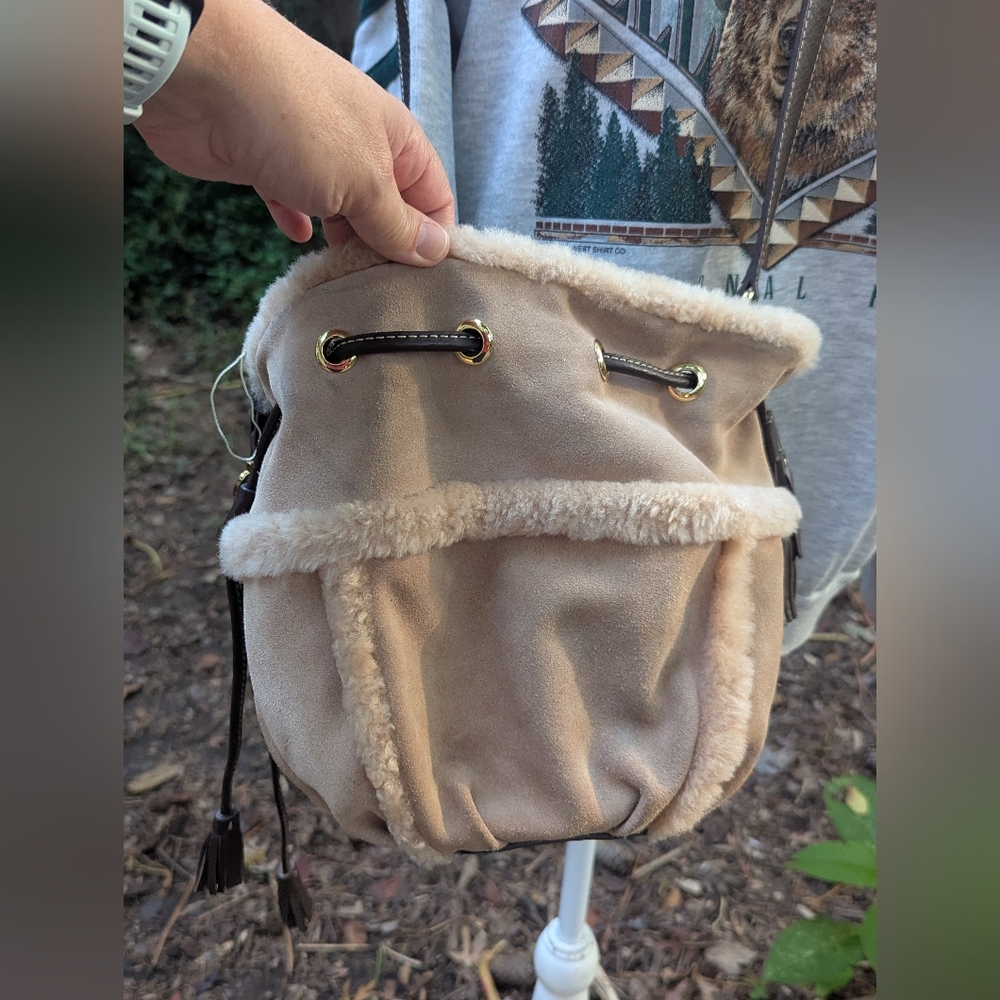 Ugg Quinn Tan Suede Sherpa Bucket Bag Purse - Picture 7 of 16